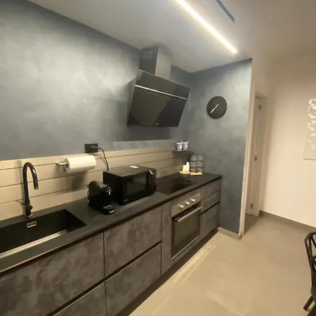 Centro شقة جنوة